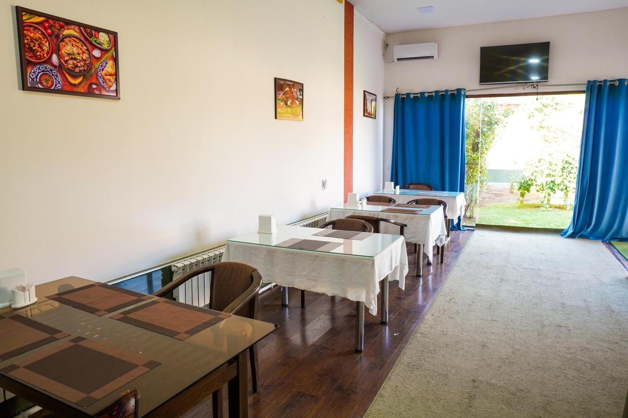 Chinor Garden Hotel - Free Airport Pick-Up And Drop-Off 塔什干 外观 照片