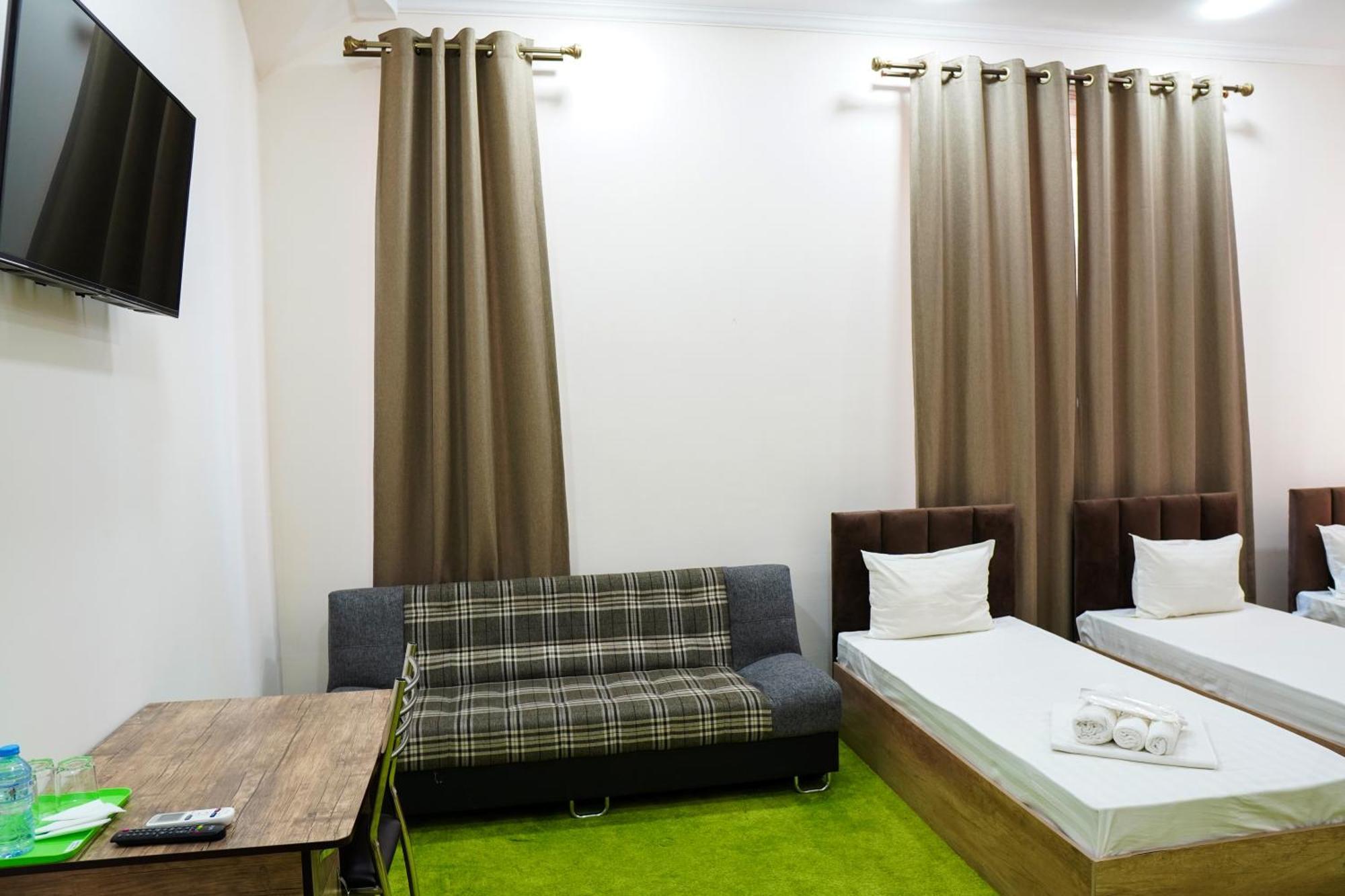 Chinor Garden Hotel - Free Airport Pick-Up And Drop-Off 塔什干 外观 照片
